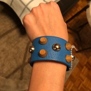 💖2/$20💖 Women Guess Leather Studded Bracelet